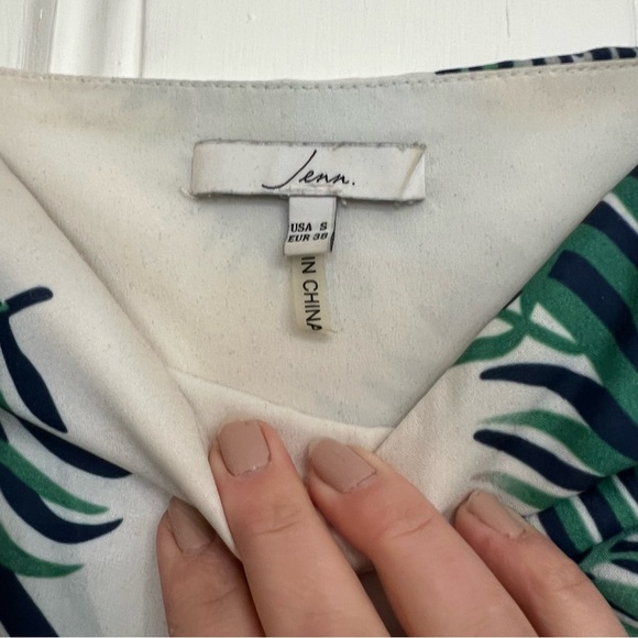 JENN PALM PRINT JUMPSUIT Size S - Picture 9 of 10